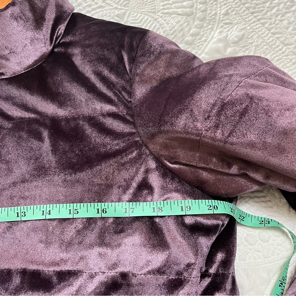 SWEATY BETTY Velvet Puffer Jacket Purple Gold Zipper Shimmer Pockets Size Small - Picture 10 of 14